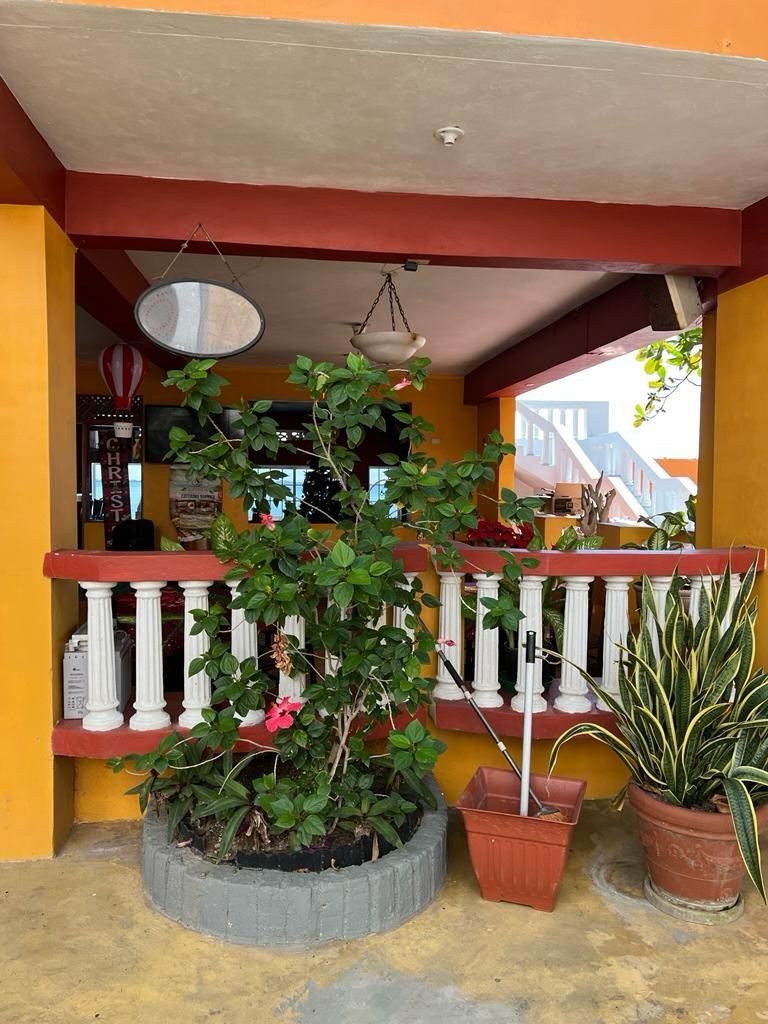 restaurant in portmore jamaica
